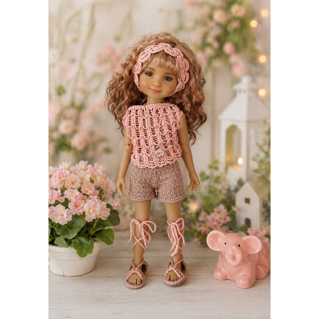 Outfit for Ruby Red doll.