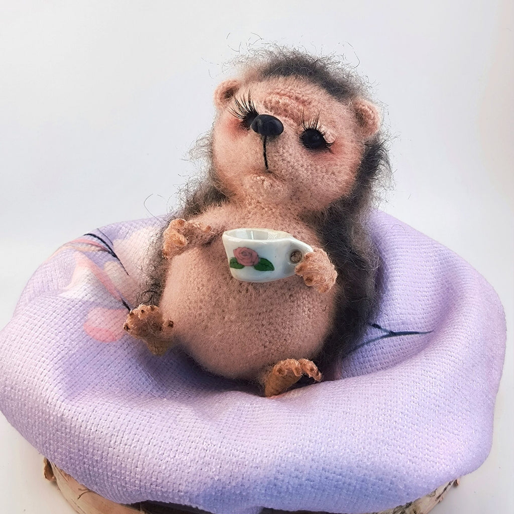 Knitted hedgehog