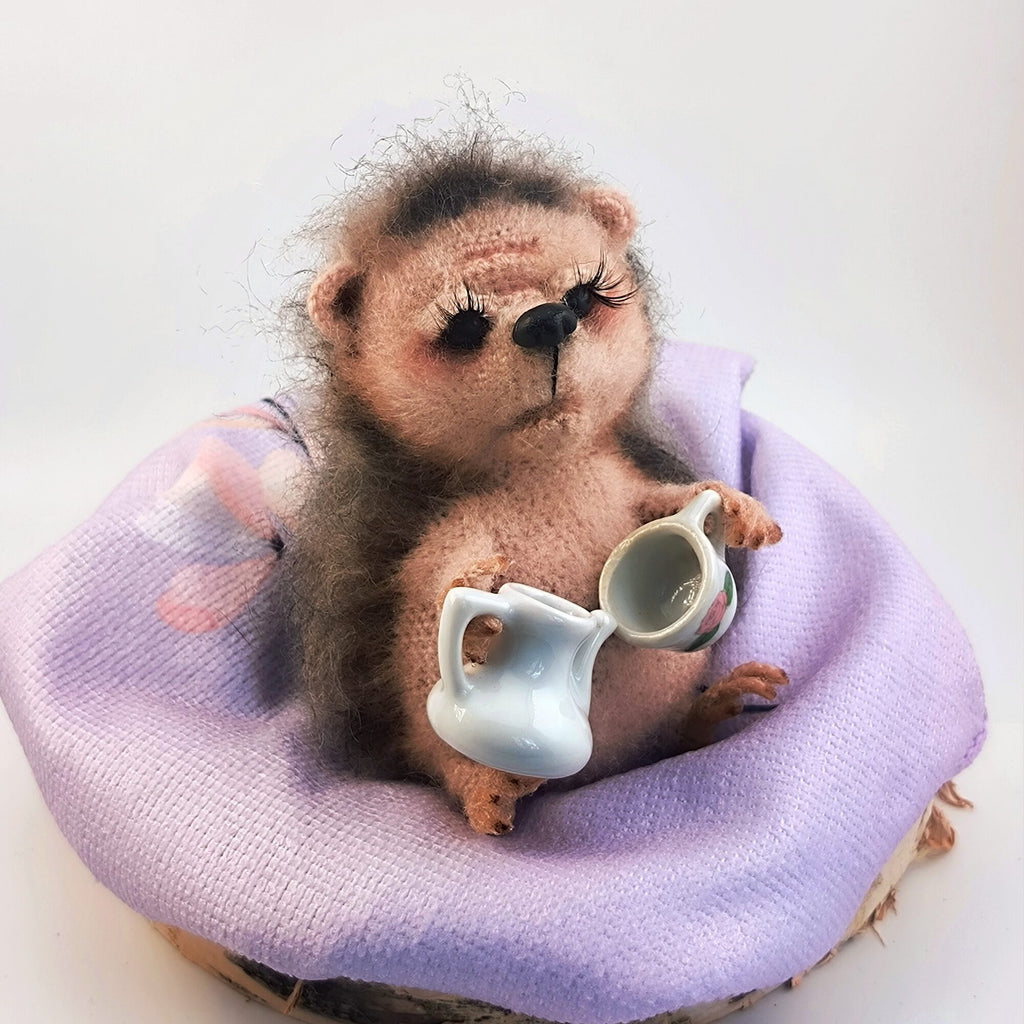 Knitted hedgehog