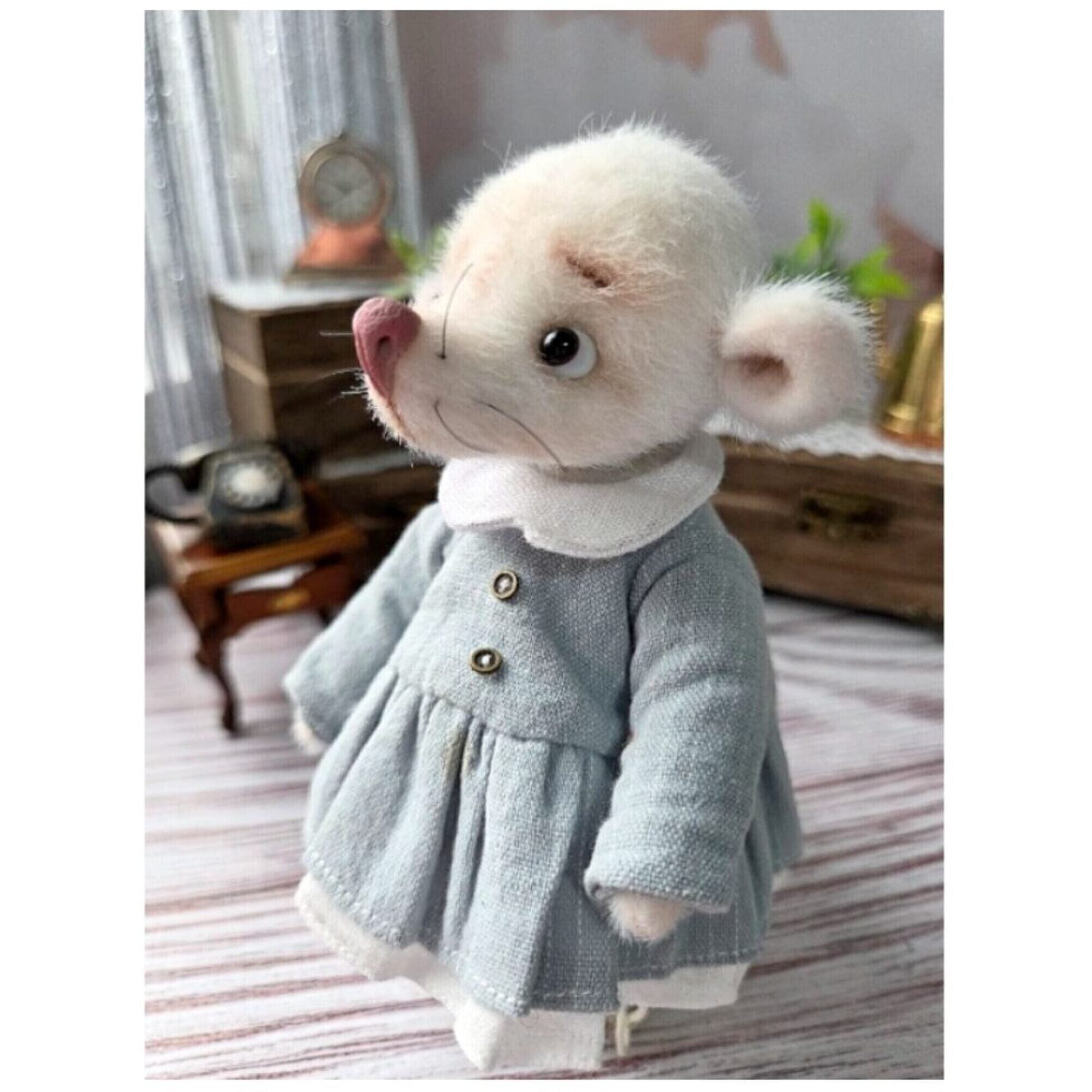 Teddy-style "Christmas Star" mouse.