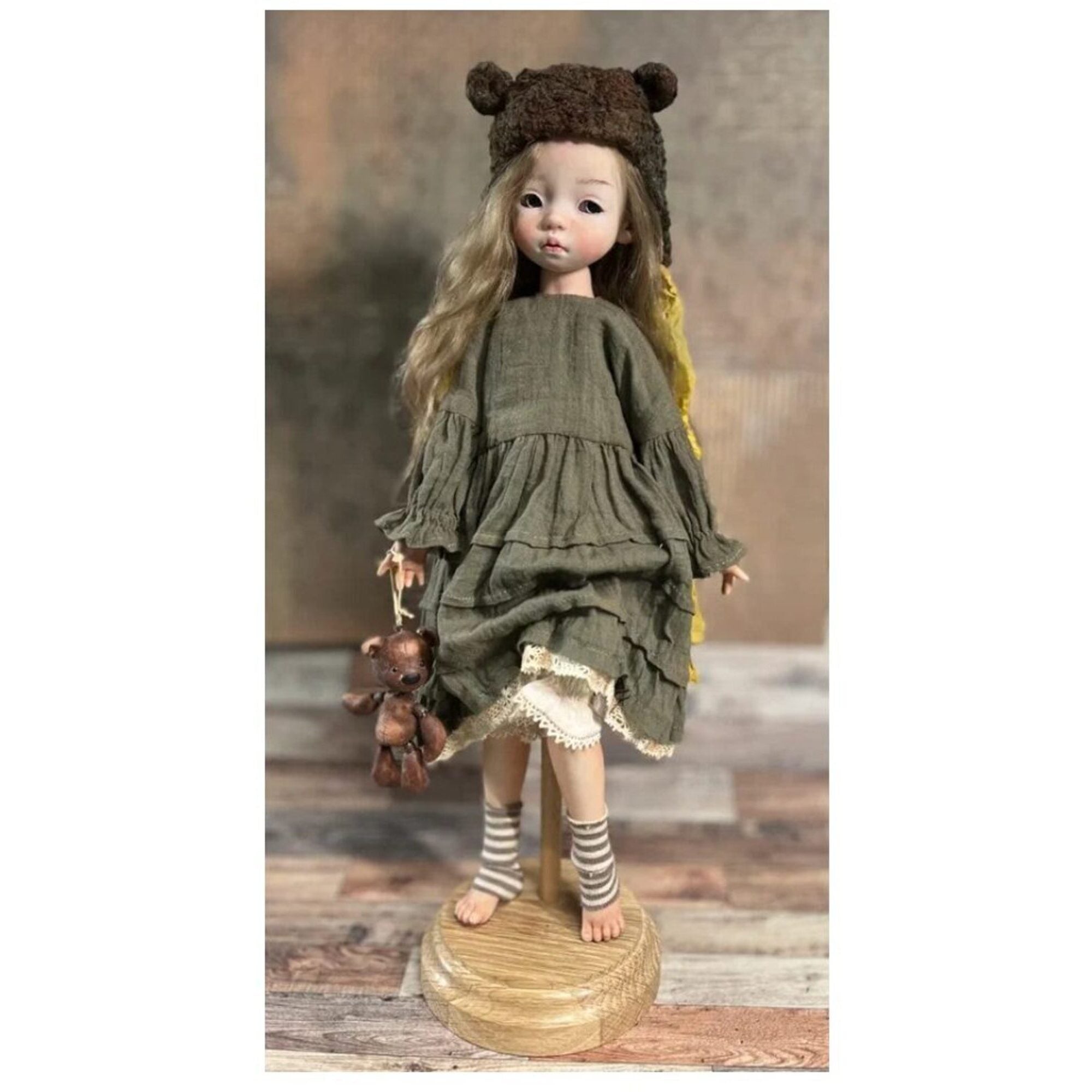 Boudoir doll