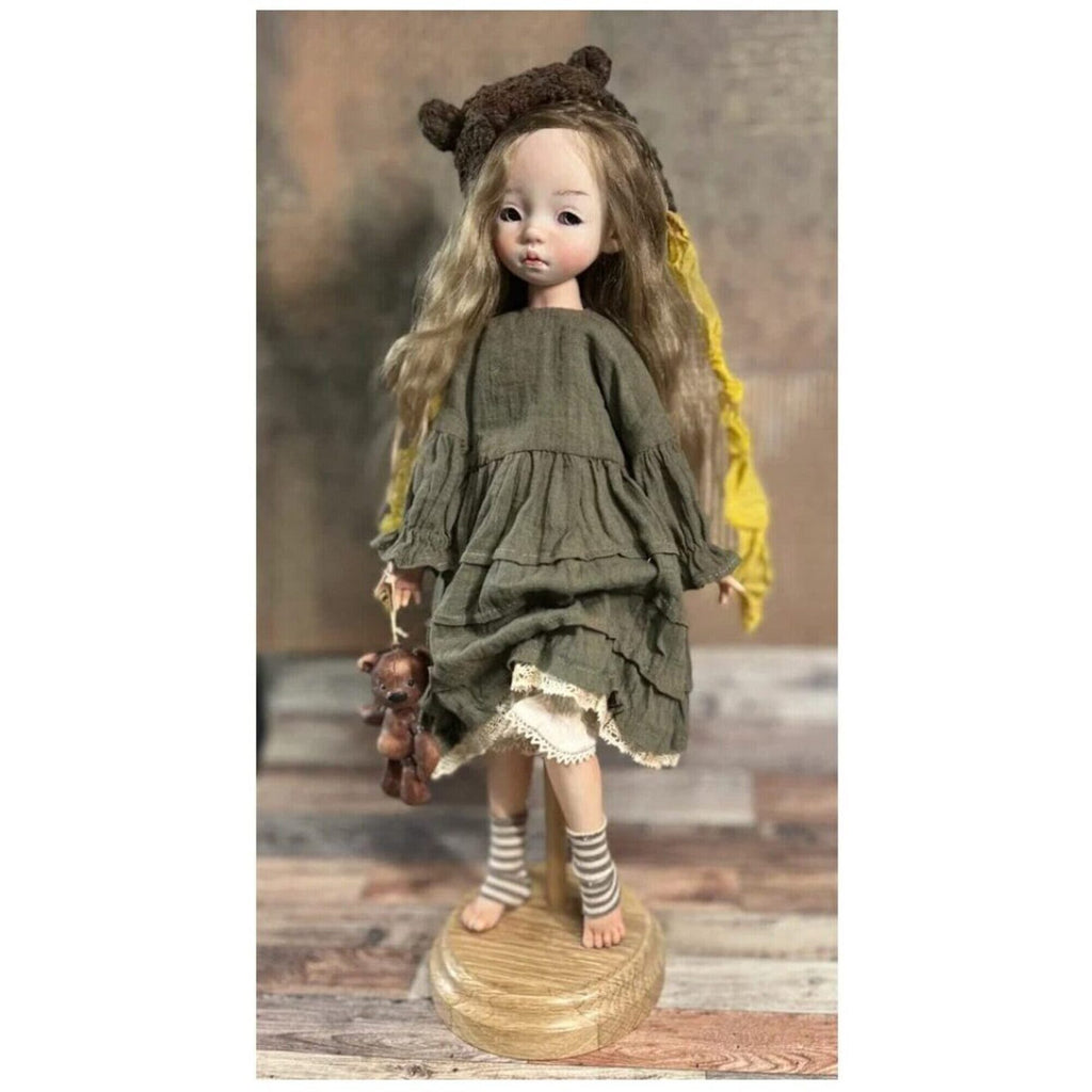 Boudoir doll