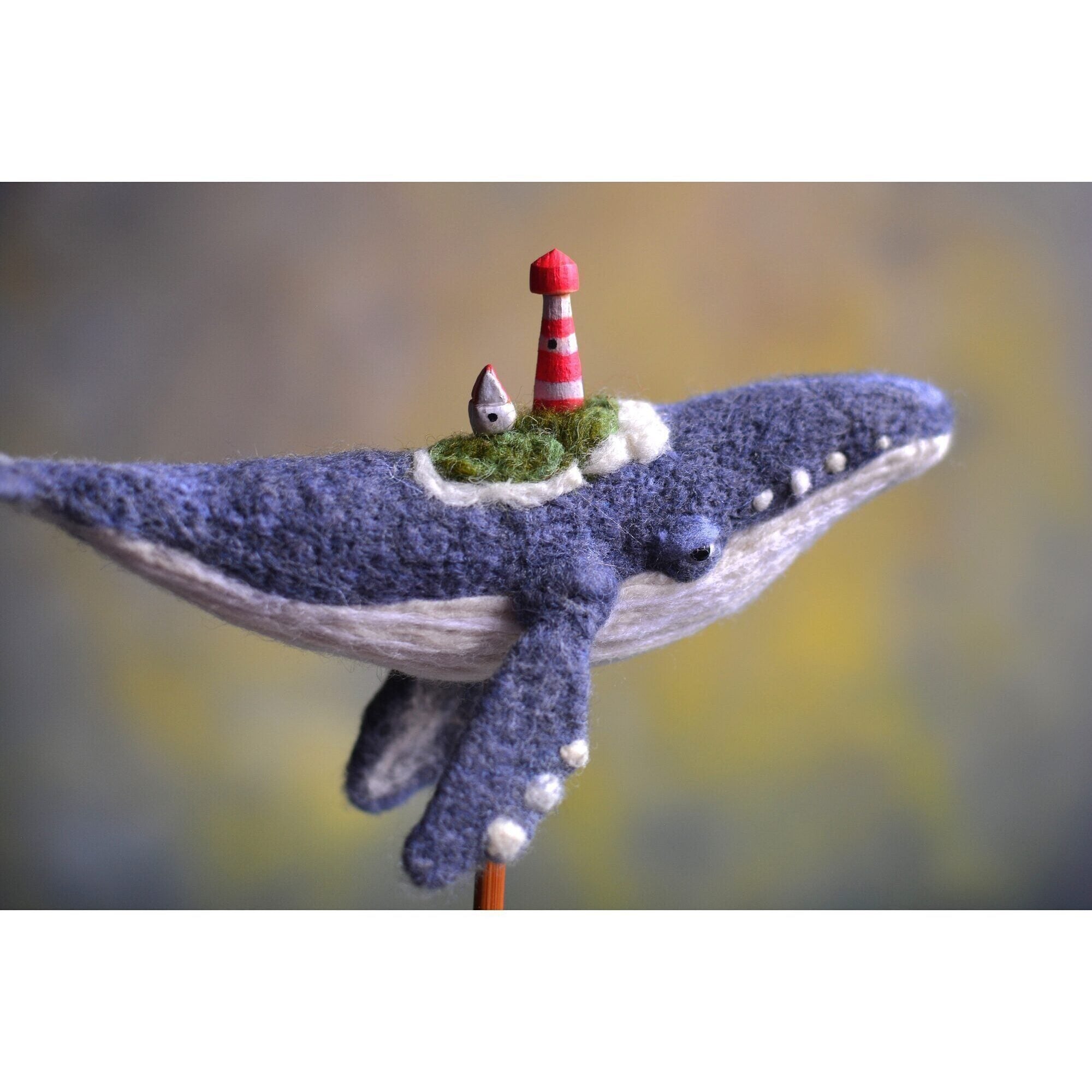 Collectible figurine "Whale with Lighthouse"