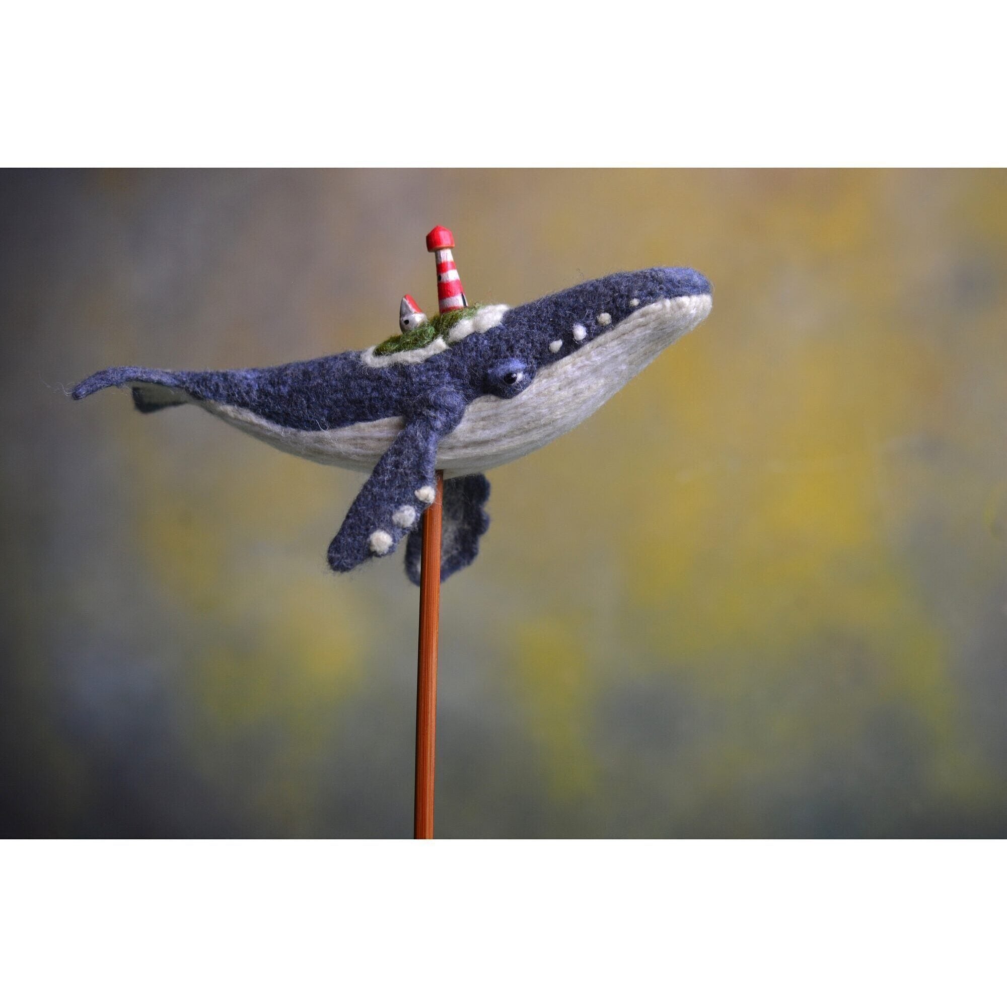 Collectible figurine "Whale with Lighthouse"
