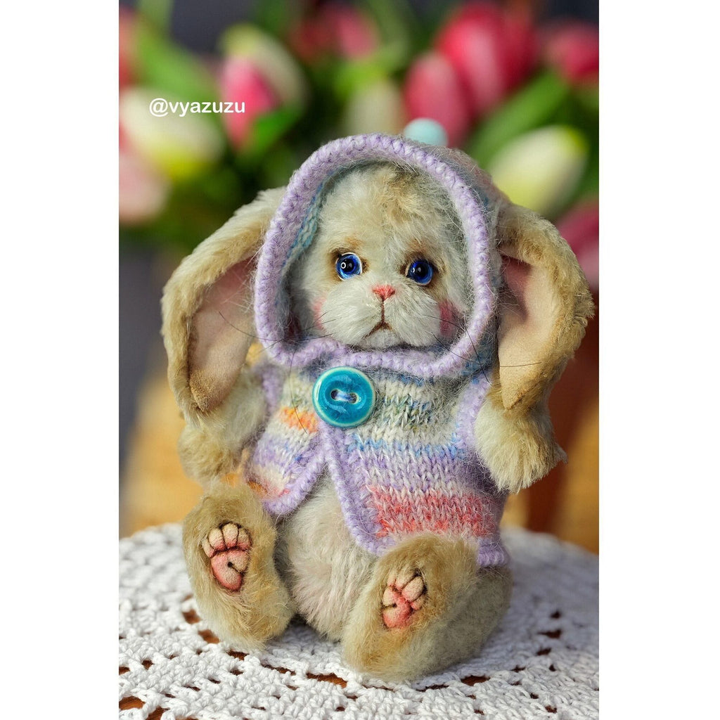 Bunny Aquamarine