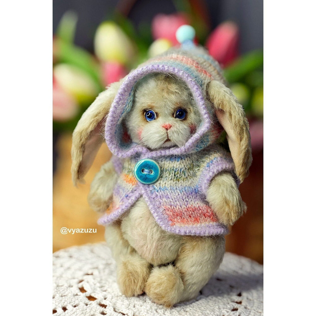 Bunny Aquamarine
