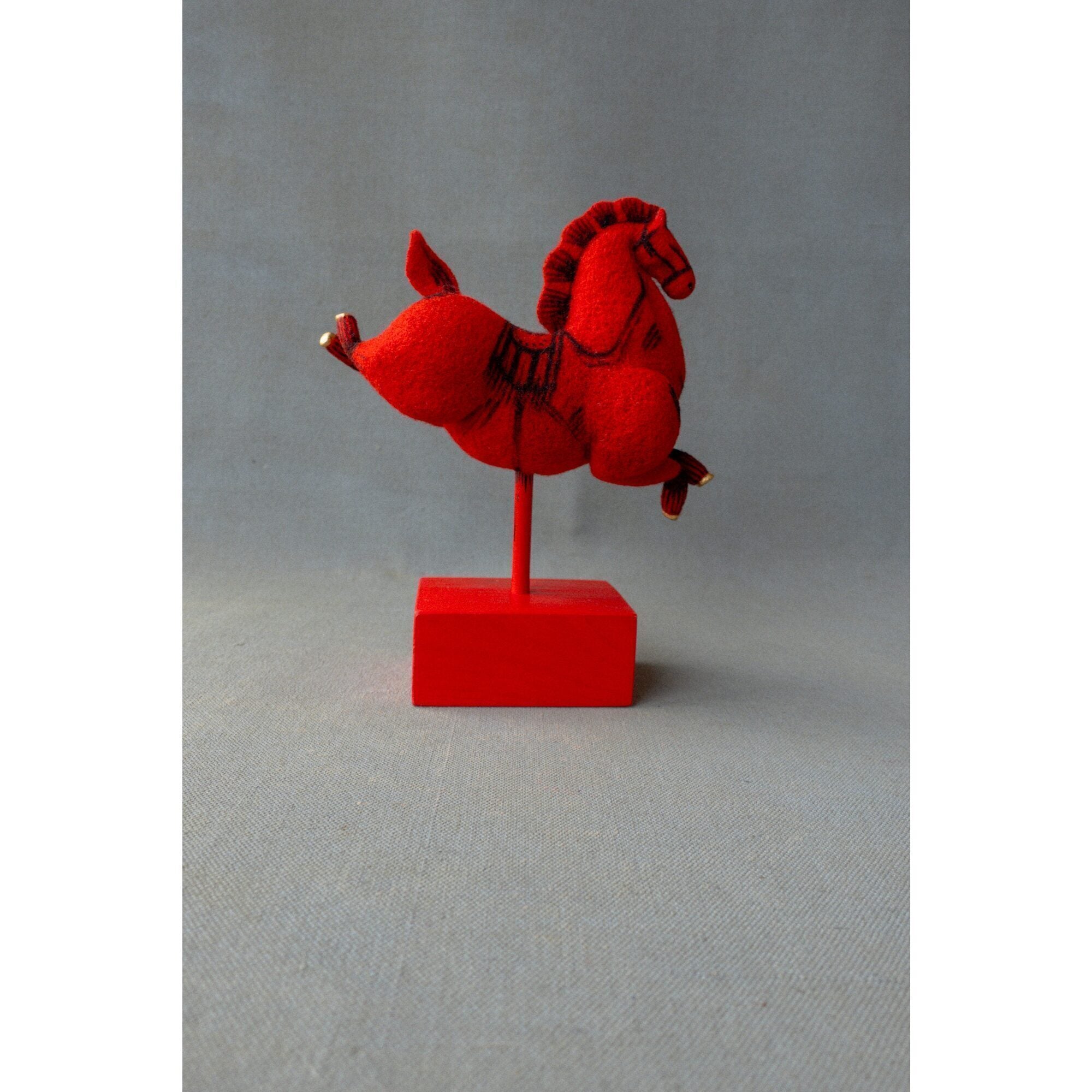 Red horse No. 1
