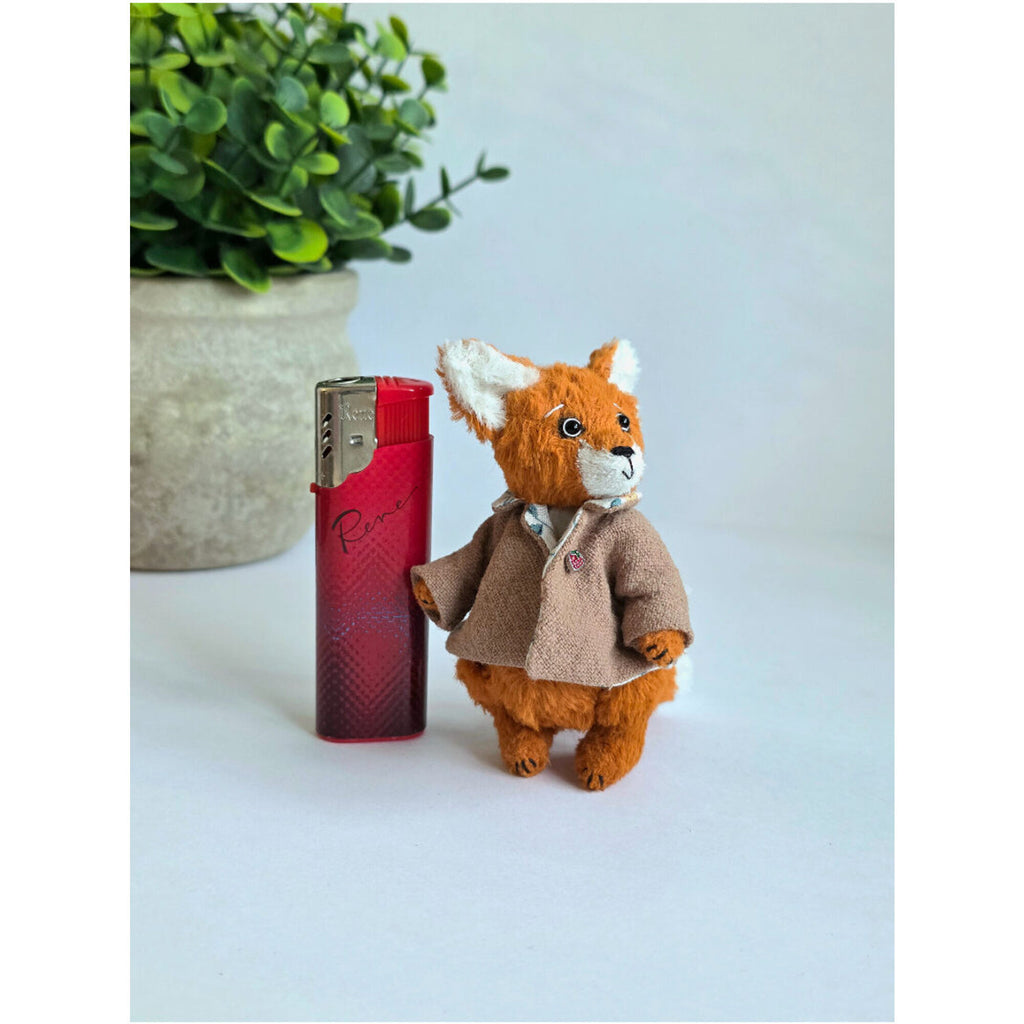 Teddy fox in a retro jacket