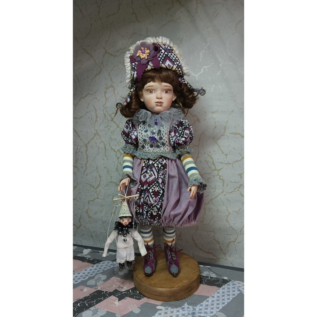 Girl puppeteer