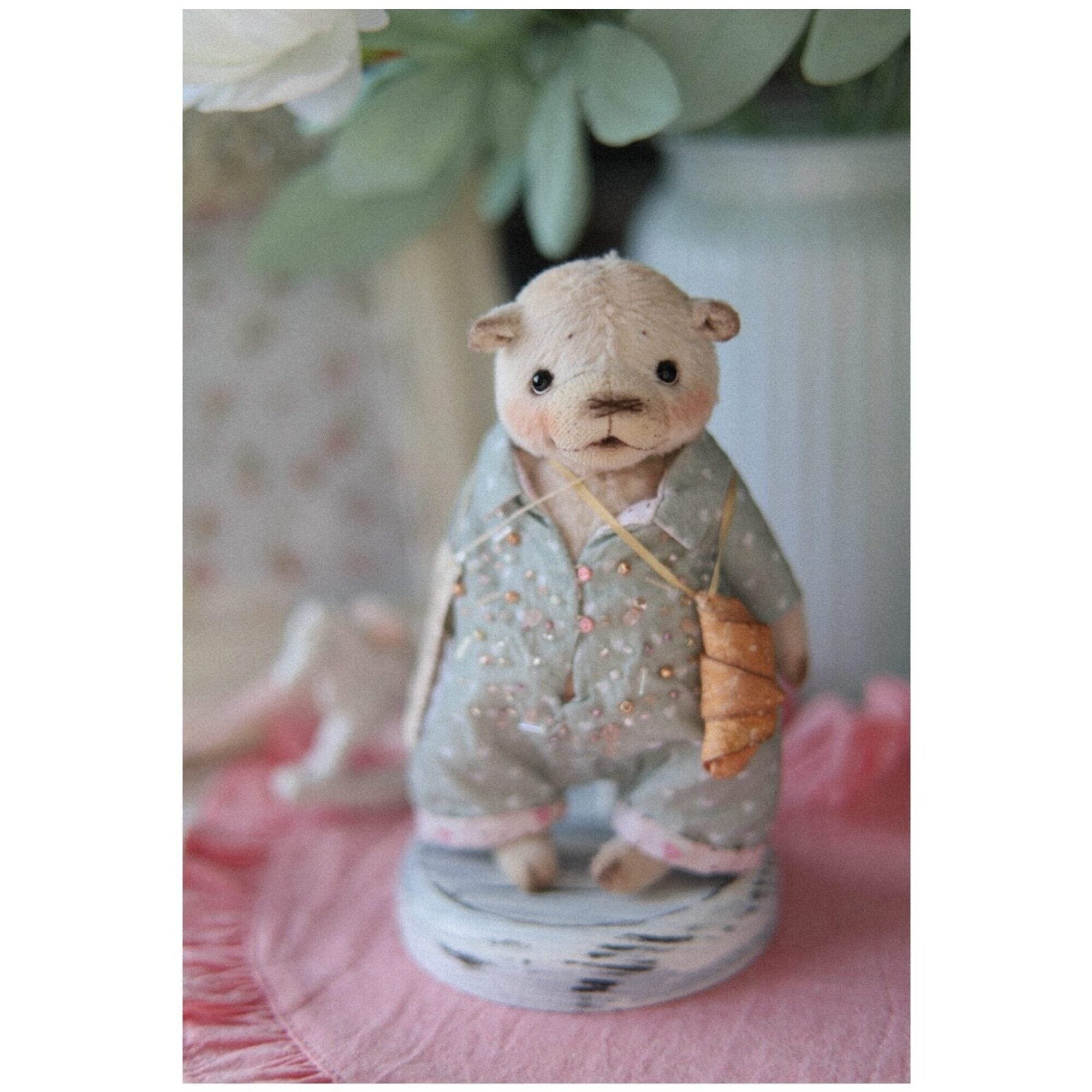 Croissy Teddy Bear