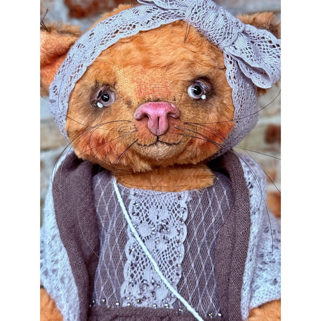 Red cat