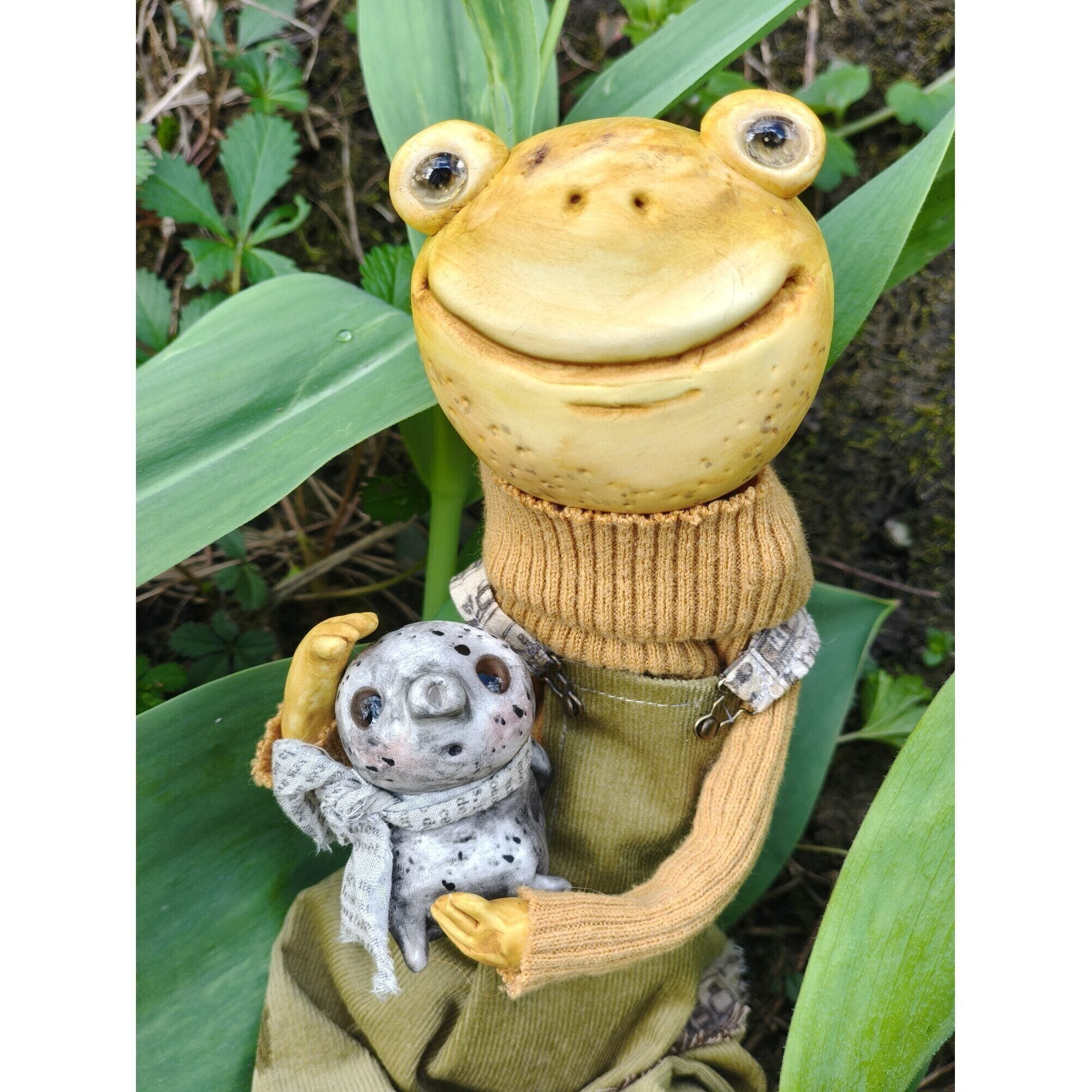 Frog with a fly